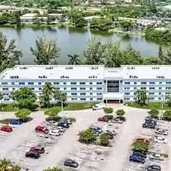 Foto del edificio - 14820 Naranja Lakes Blvd