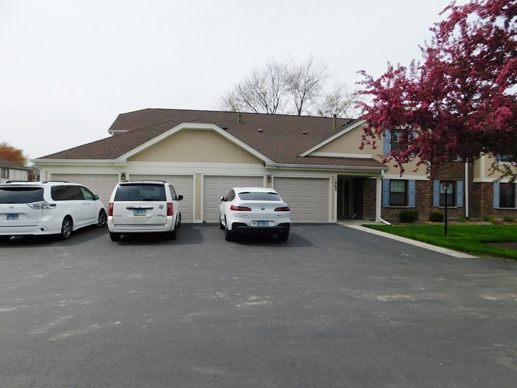 1062 Driftwood Ct, Wheeling, IL 60090 Townhome Rentals in Wheeling IL