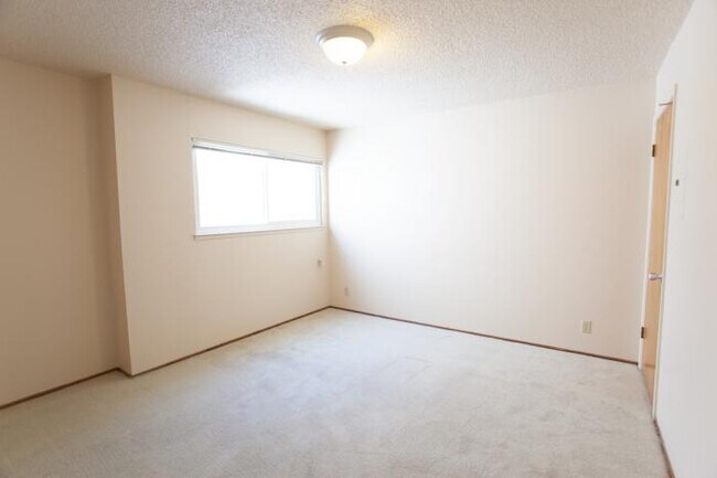 Building Photo - 1 bedroom in San Francisco CA 94110