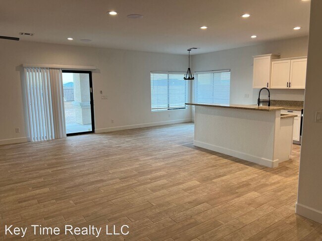 Building Photo - 3 br, 2 bath House - 2222 Hammer Ln
