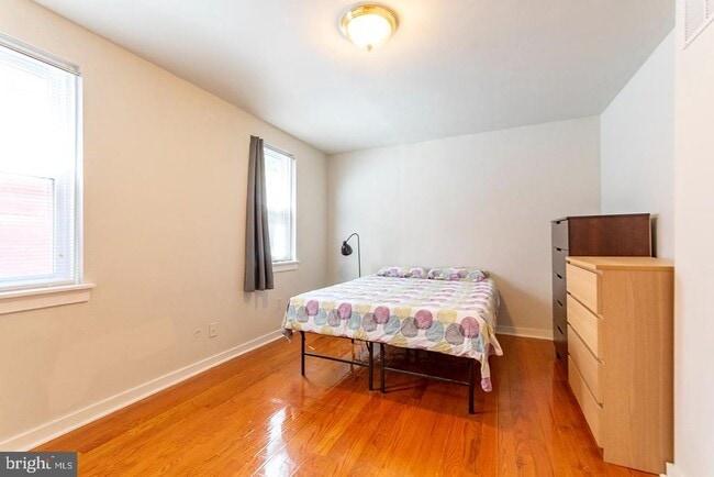 Foto del edificio - 2220 Fitzwater St