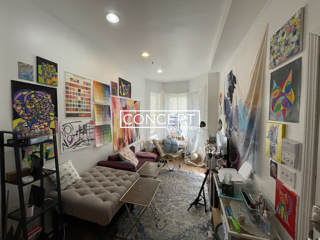 Building Photo - 243 Northampton St