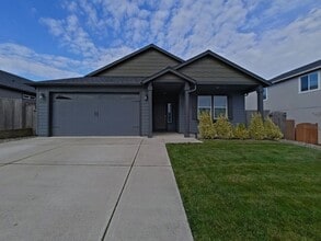 Building Photo - 2505 23rd Ave NW