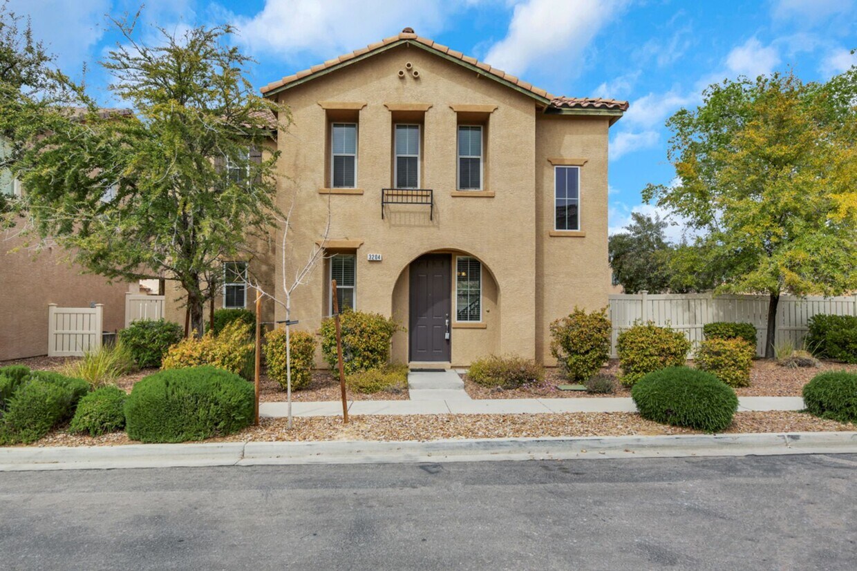 3204 Mist Effect Ave, Henderson, NV 89044 House Rental in Henderson, NV