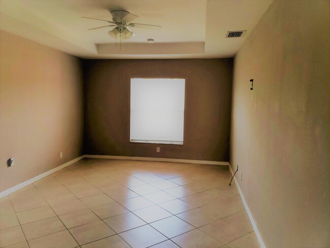 Foto del edificio - 208 SW N Quick Circle