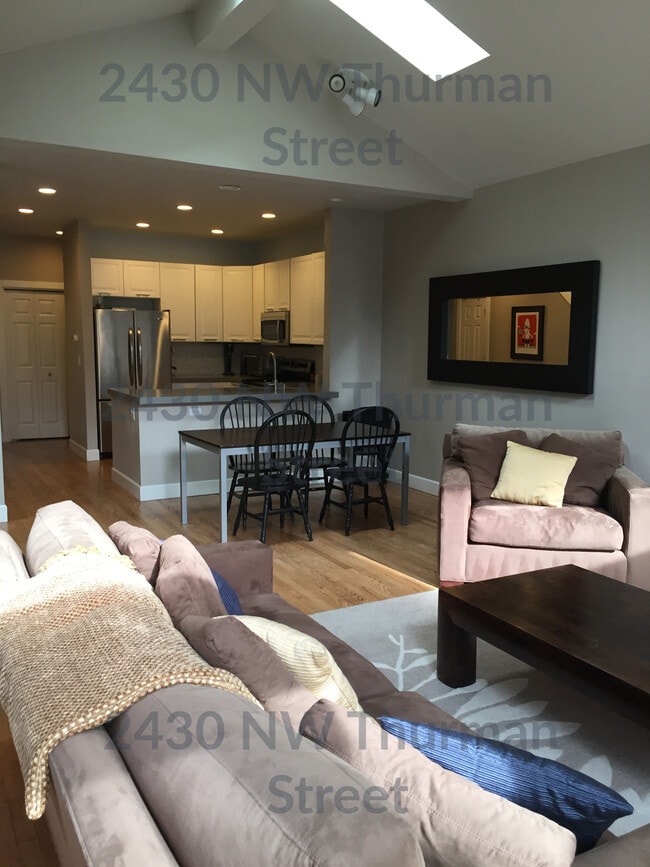 2430 NW Thurman St, Portland, OR 97210 Townhome Rentals in Portland