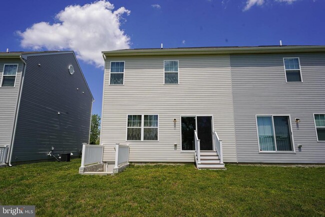 Foto del edificio - 322 Appleby School Rd