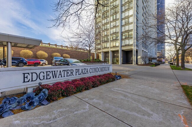 Foto del edificio - 5455 N Sheridan Rd