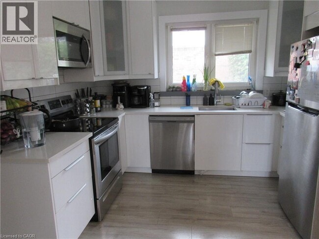 Building Photo - 75 Richwill Rd