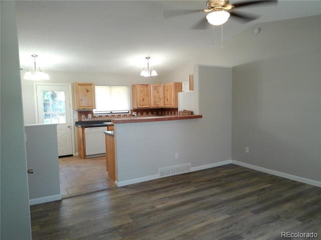 Building Photo - 5030 Montebello Pl