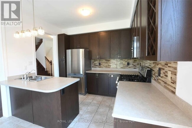 Building Photo - 38 Green Darner Trail