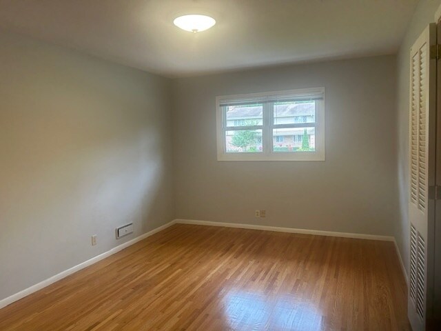 Foto del edificio - 6625 Brittany Rd