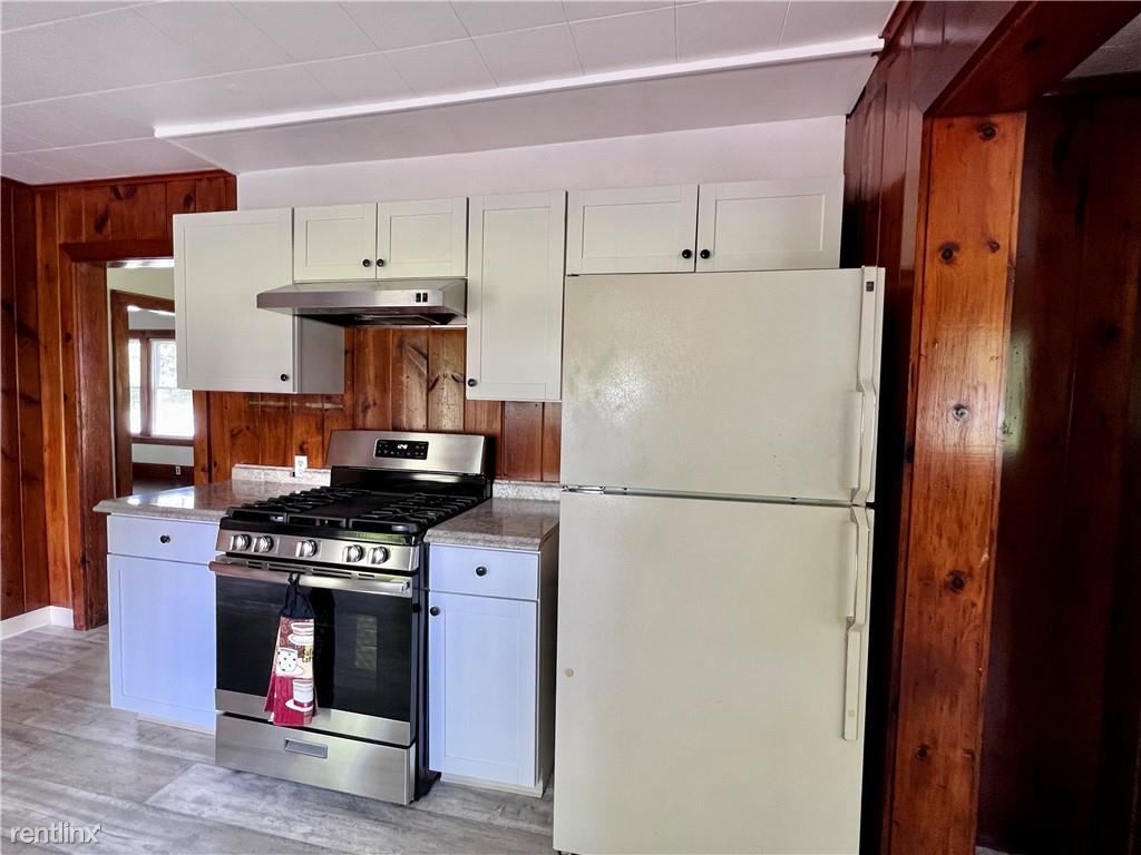 Primary Photo - 3 br, 1.5 bath House - 5 Elmore Drive