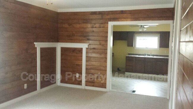 Building Photo - 1882 County Rd 60