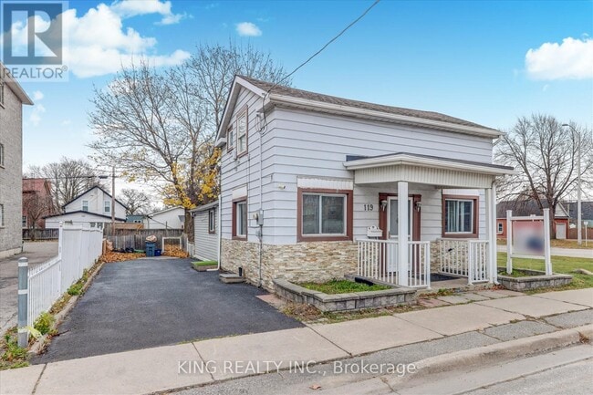 Building Photo - 119 Celina St
