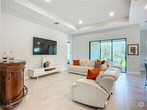 Building Photo - 2126 Yellowfin Cir