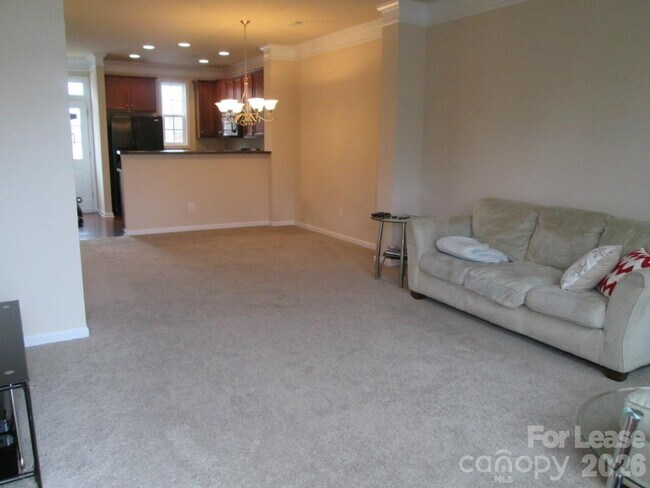 Foto del edificio - 9537 Longstone Ln