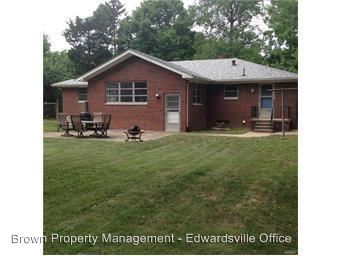 Building Photo - 129 Saint Clair Dr