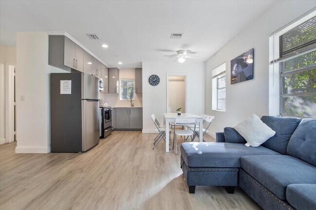 Foto del edificio - 113 Phippen Waiters Rd