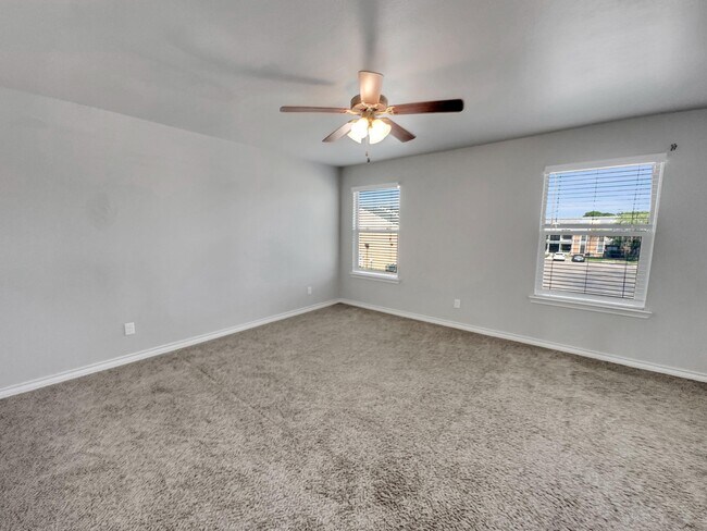 Foto del edificio - 6040 24th St