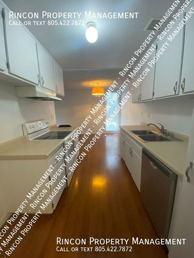 Building Photo - 2 Bedroom 2 Bathroom Home *Buenaventura Ga...