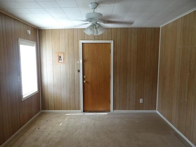 Foto del edificio - New Remodel Unit!