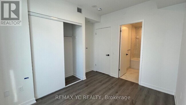 Building Photo - 225 Commerce St