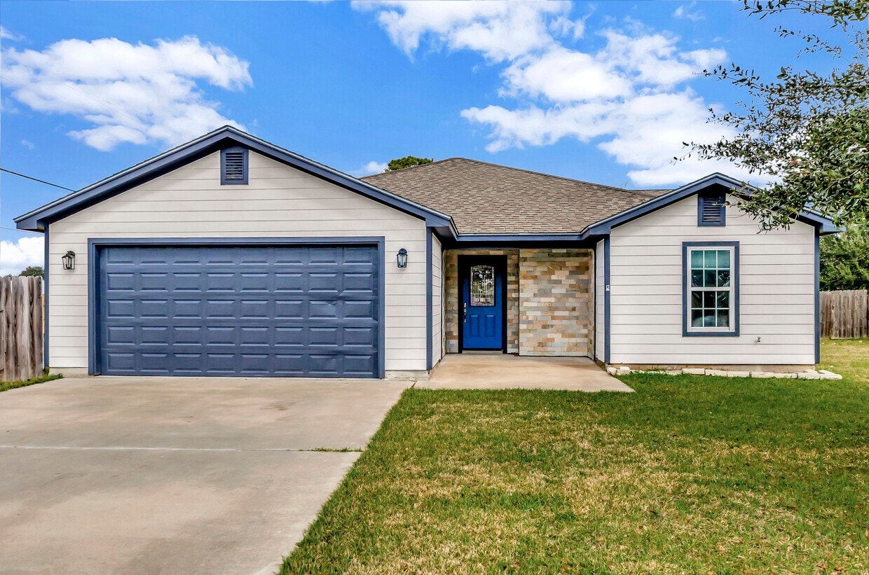 1701 Laurel St, Bay City, TX 77414 House Rental in Bay City, TX