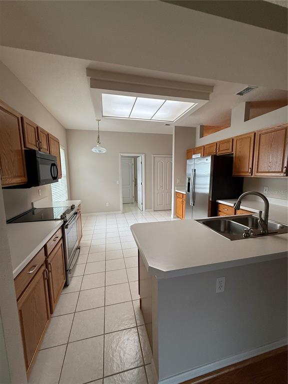 Building Photo - 4350 Hammersmith Dr