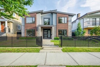 Building Photo - 4442 Cambridge St