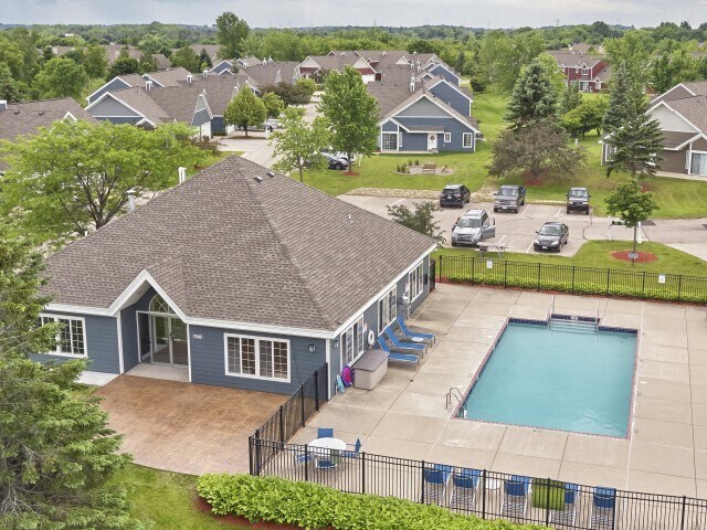 Foto del edificio - Mequon Trail Townhomes