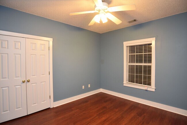 Building Photo - Single Family Home in Richmond Hill 4BR/3Bath
