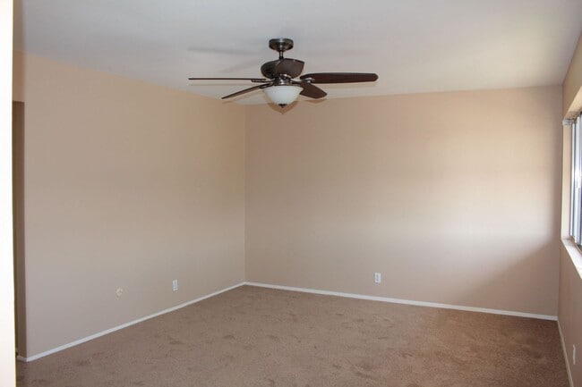 Foto del edificio - 55+ Senior Community 2Bed/1Bath in Costa Serena Oceanside~ Mira Pacific