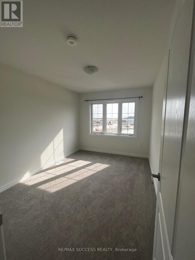 Photo du bâtiment - 23 Lloyd Davies Wy