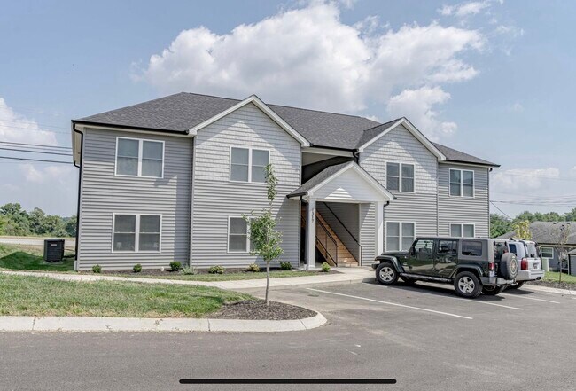 Foto del edificio - 1315-2A Farmingdale Dr