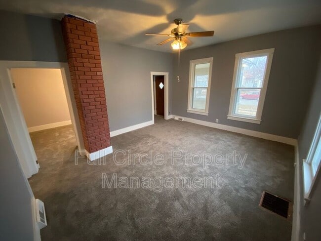 Building Photo - 2535 Avenue B