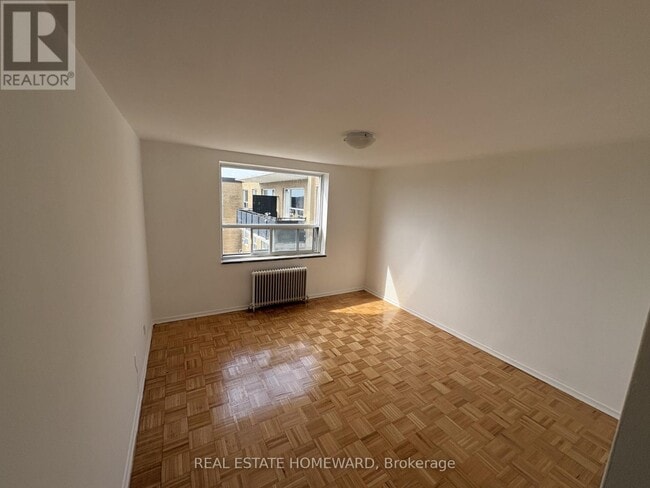 Building Photo - 1765 Lawrence Ave E