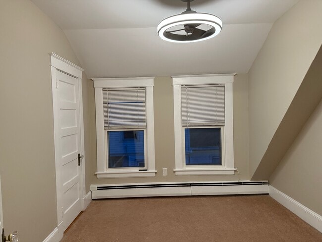 Building Photo - 44 Nesbit Avenue