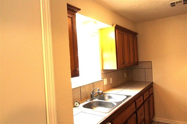 Foto del edificio - 118 NE 12th St