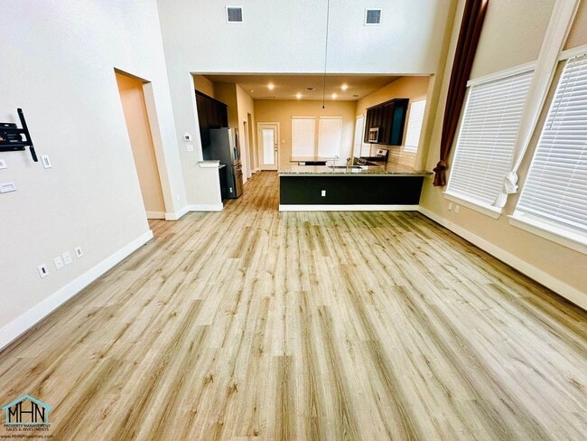 Foto del edificio - Welcome Home to Modern Elegance in Copper ...