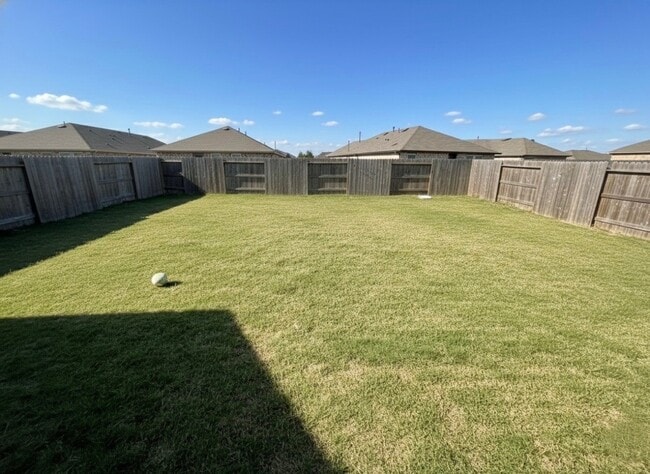 Building Photo - 2225 Still Bend Ln