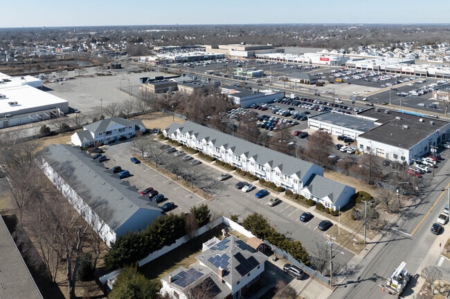 Foto del edificio - Fairfield Knolls at West Babylon