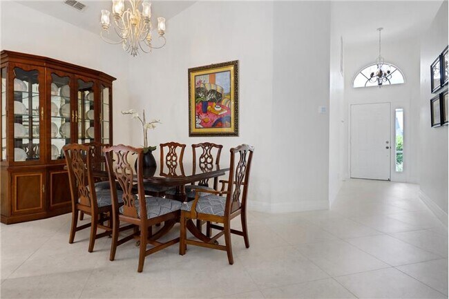 Foto del edificio - 3661 Sunland Ln