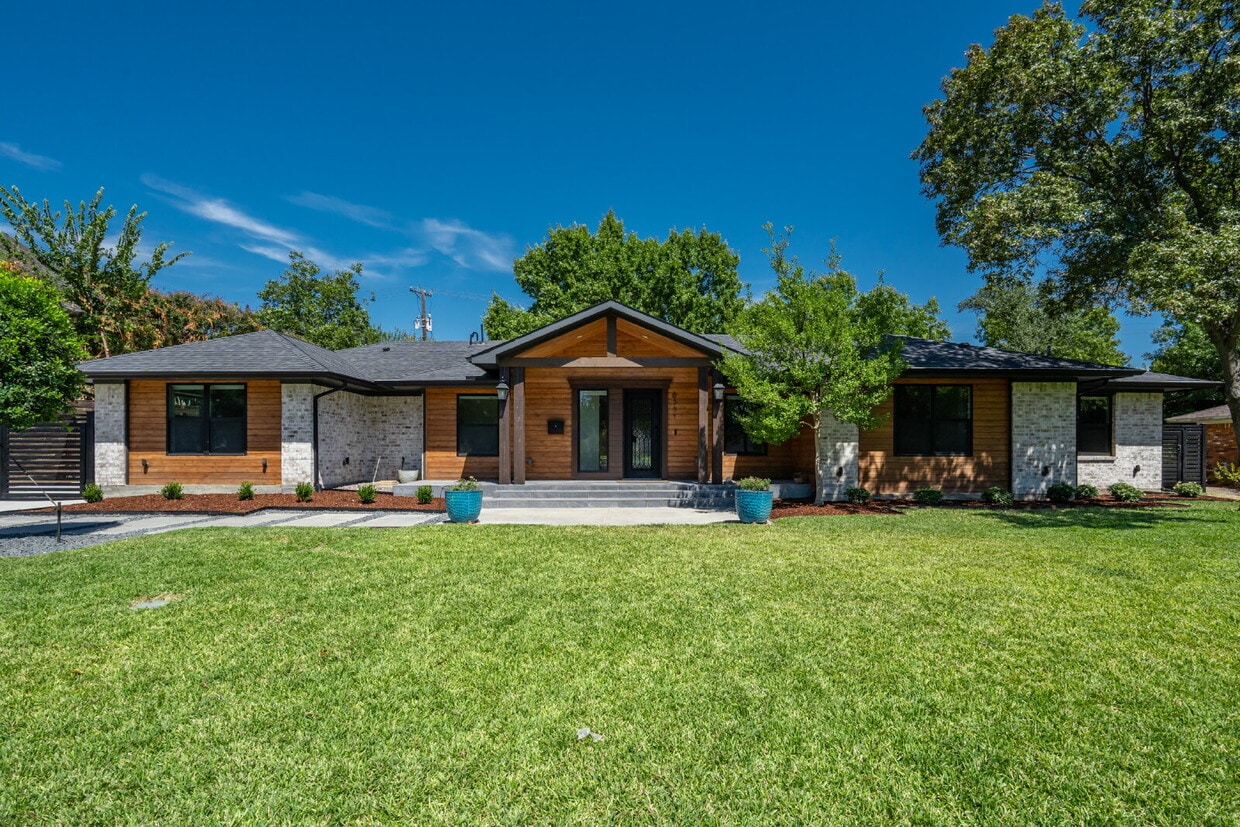 Photo - 6331 Linden Lane