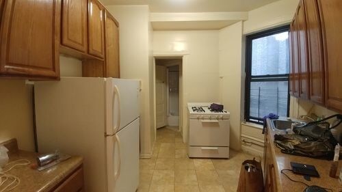 Building Photo - 366 Union St