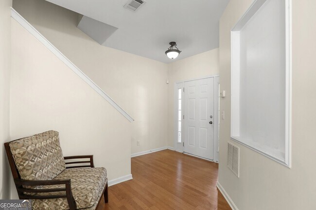 Foto del edificio - 1893 South Hampton Ln SE