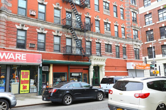 Building Photo - 198 Rivington St