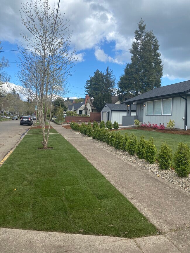 Foto del edificio - 710 E 22nd Ave