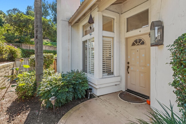 Building Photo - 16140 Av. Venusto