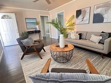 Building Photo - 40 La Cruz Ave